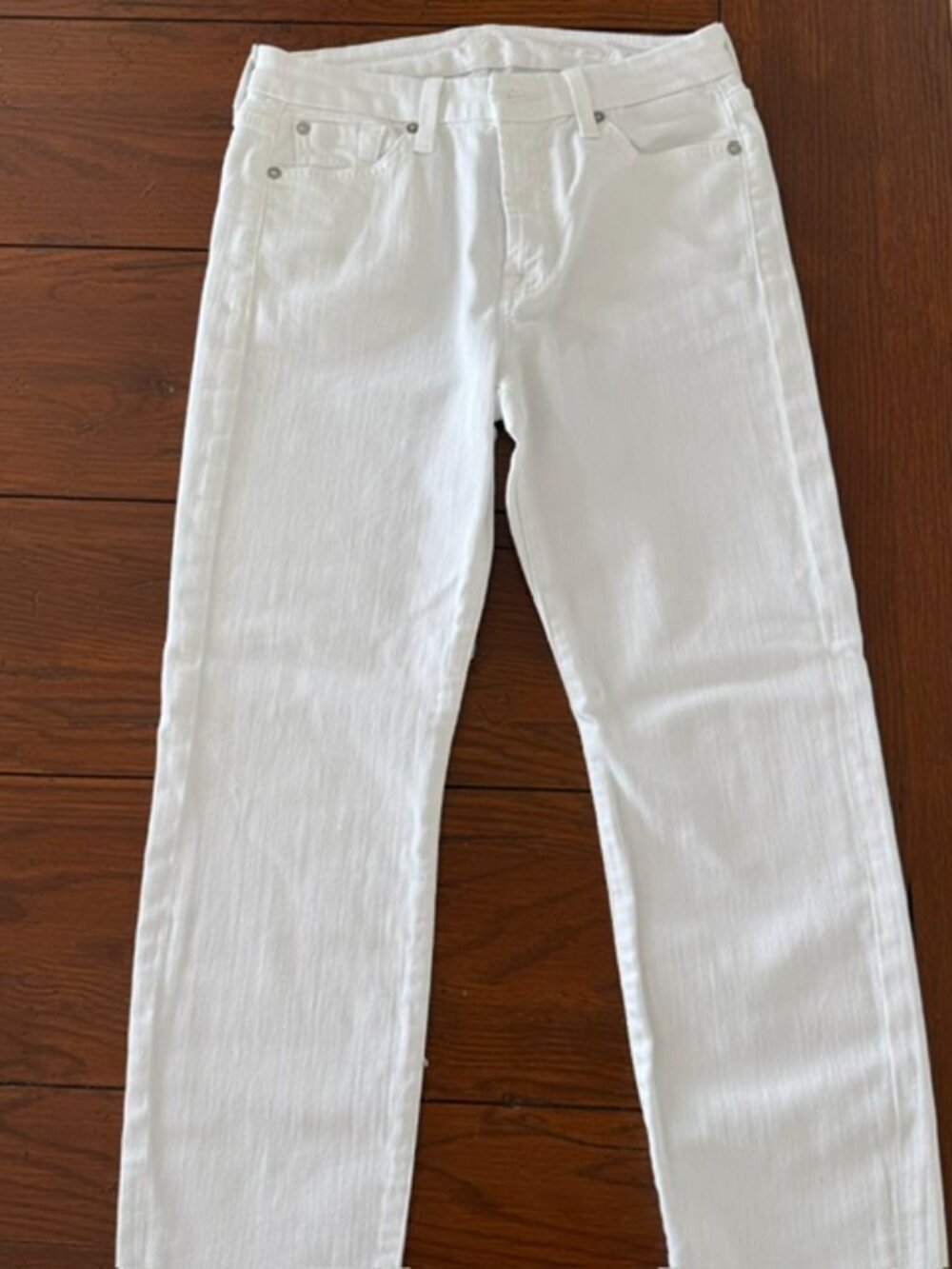 7 For All Mankind Skinny White Jeans.  Never worn.  Size US27